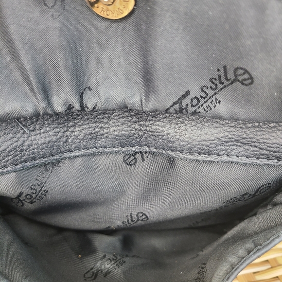 Fossil Black Leather Crossbody Shoulder Purse Bag Adjustable Strap - Picture 15 of 16